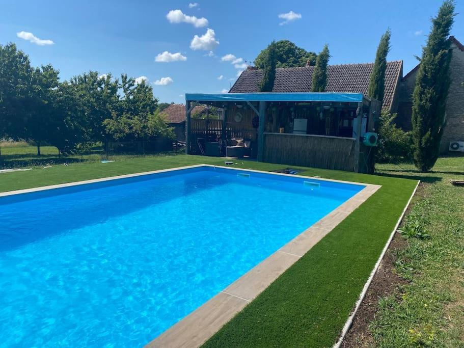 Gite De L'Ebaupin Louchy-Montfand Exterior foto